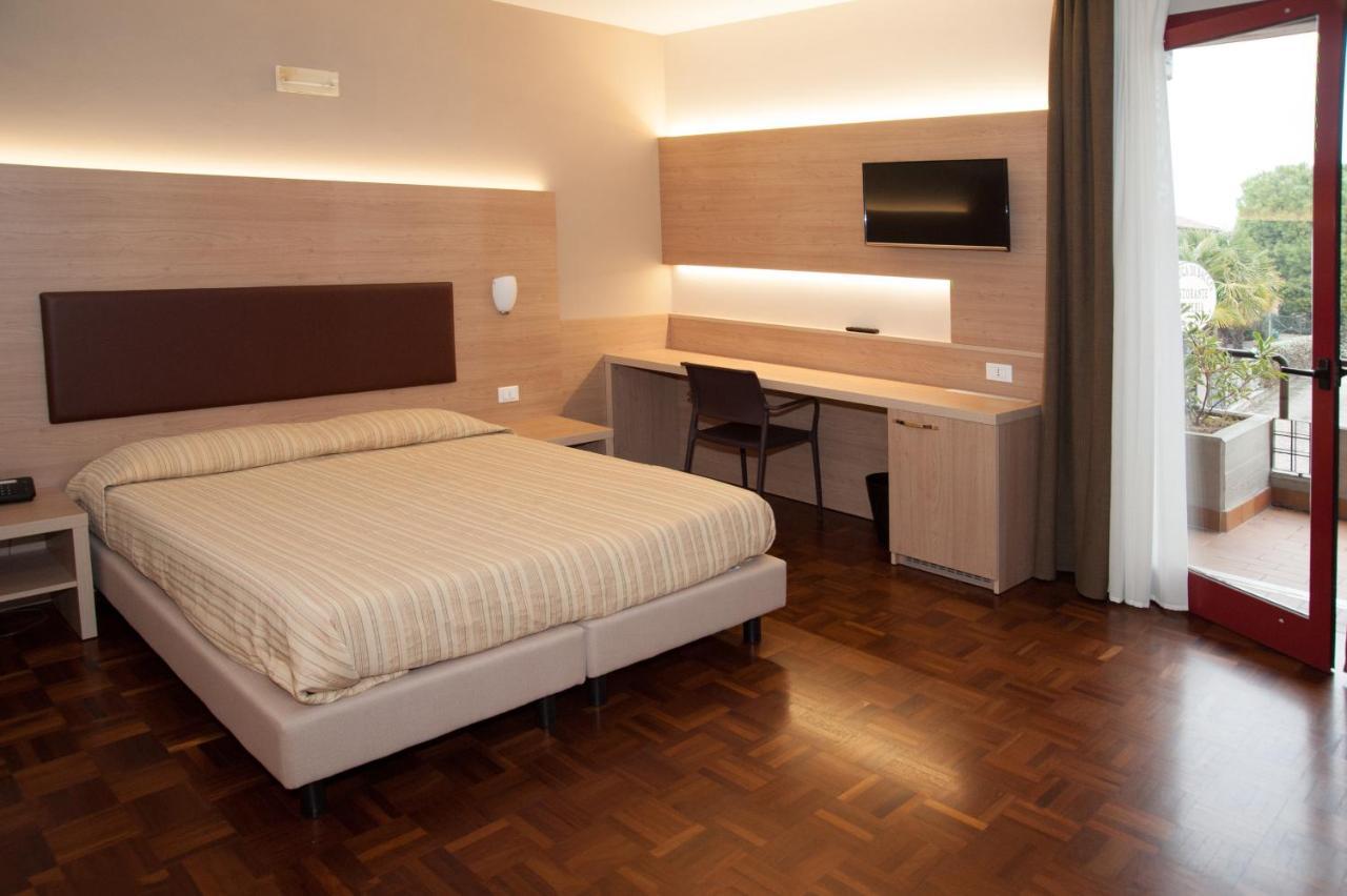 Hotel Buca Di Bacco